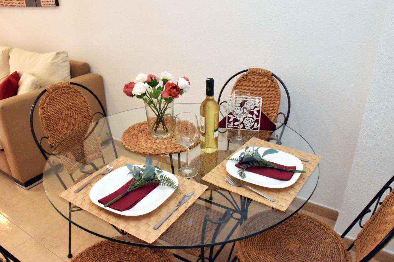 Beach Apartment Torrevieja Buitenkant foto